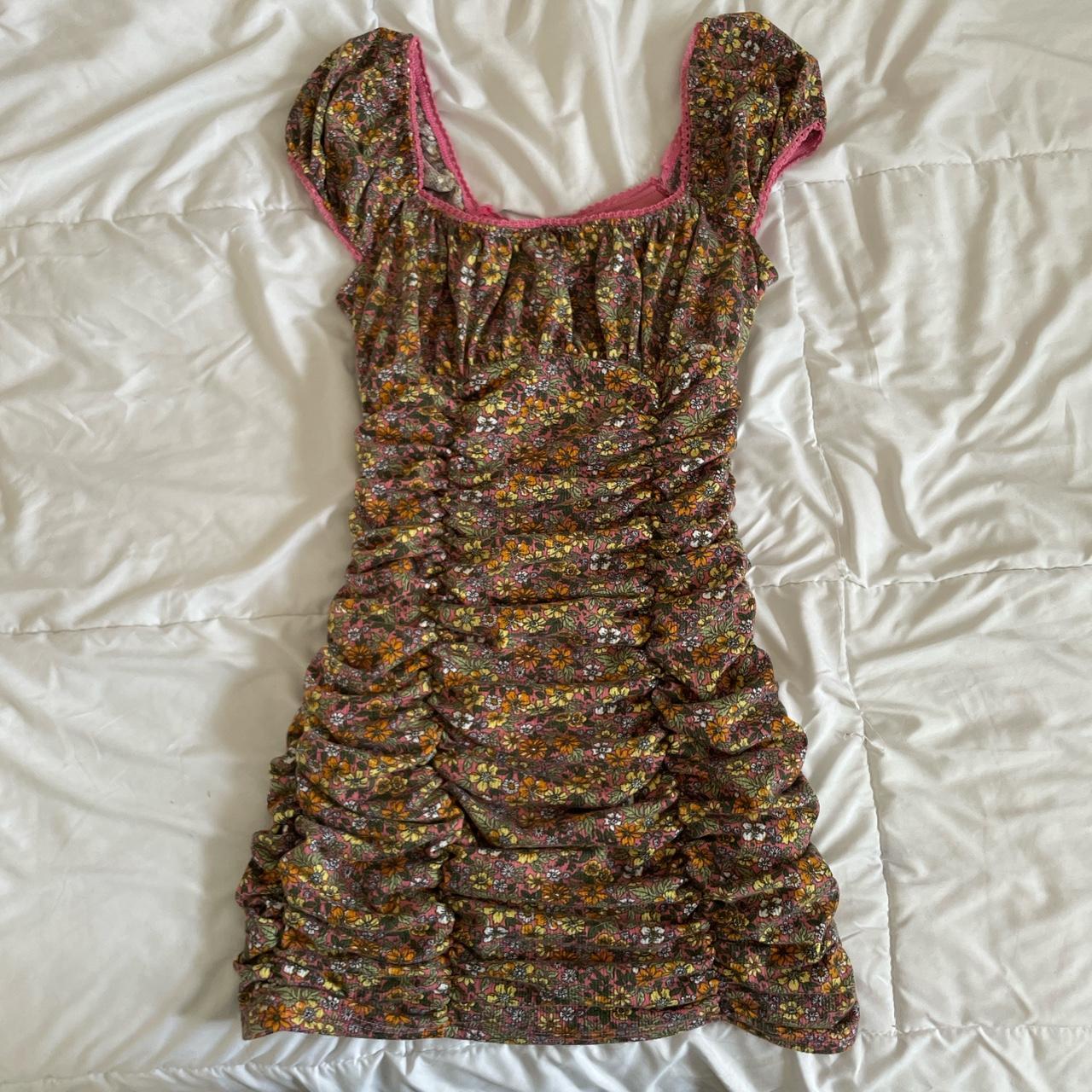 forever 21 floral ruffle dress so cute in perfect... - Depop