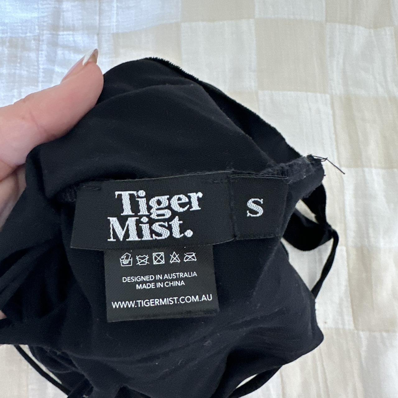 Tiger mist festival top - size small - $10 - Depop