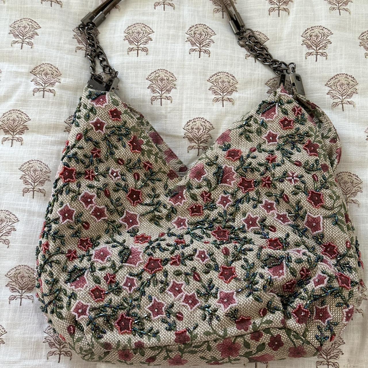 Vintage bedazzled flower purse! - Depop