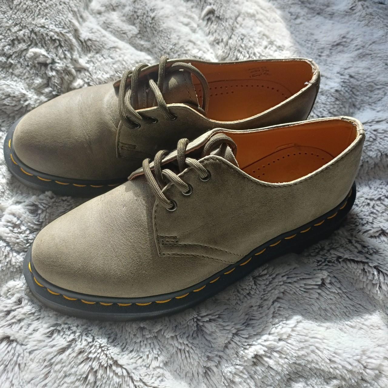 Dr martens 1461 dusky deals