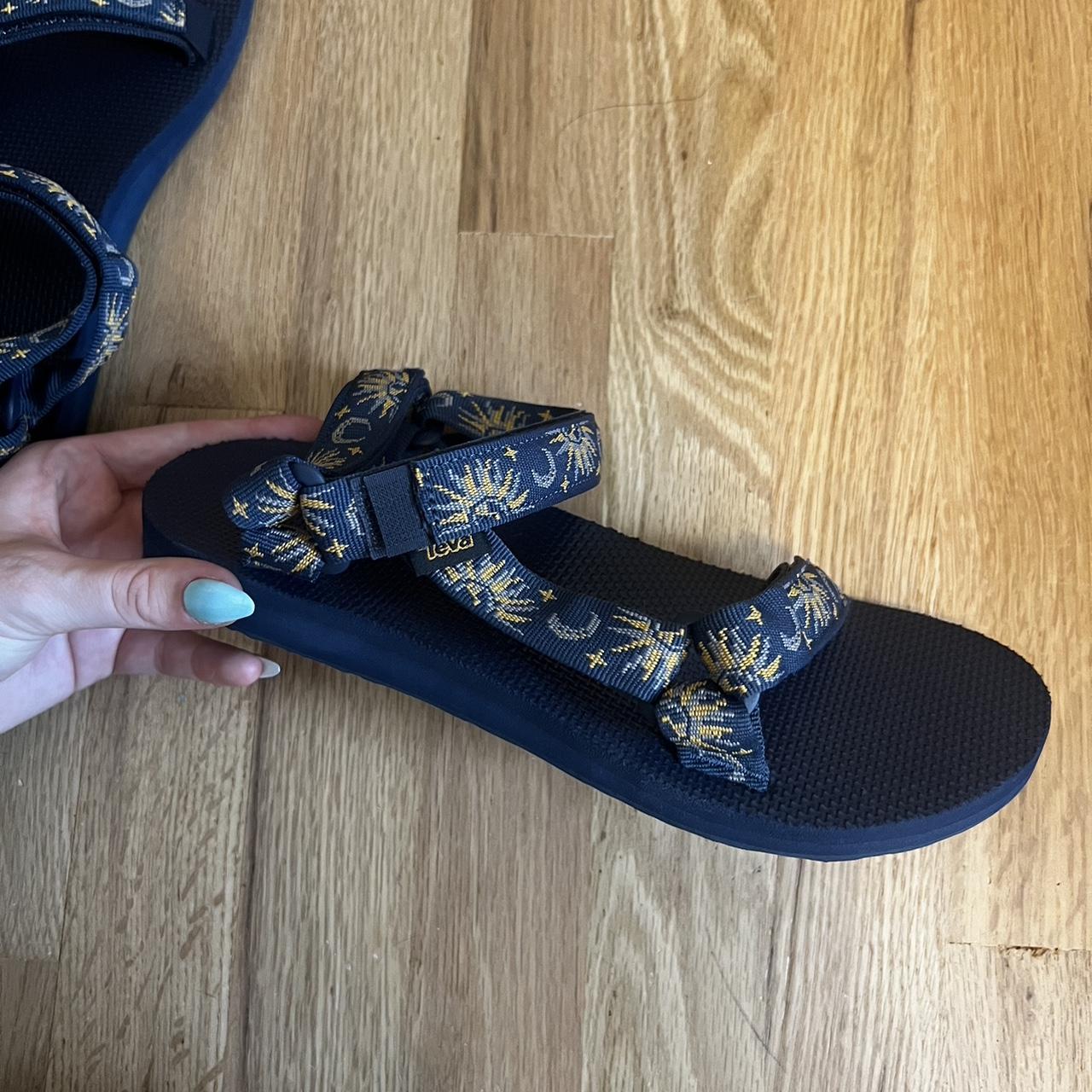 Size Women s 10 Moon and Star Teva Sandals. Got sent Depop