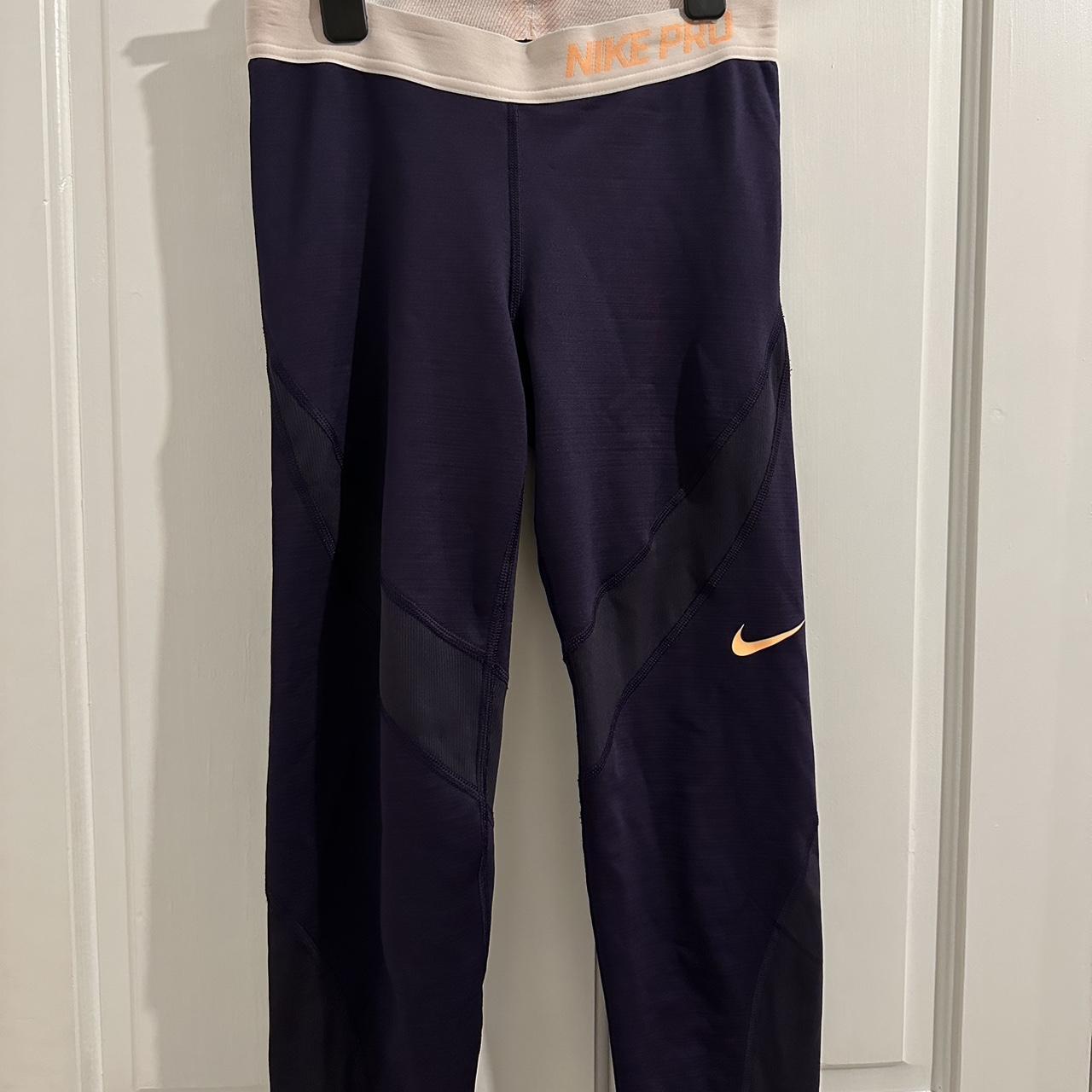 womens purple nike leggings