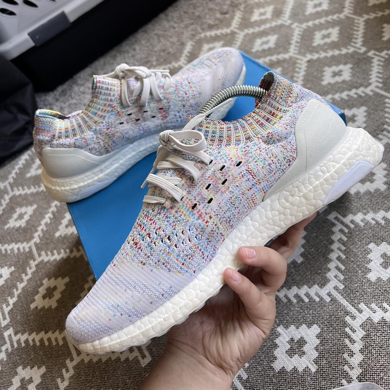 Ultra boost uncaged 2024 trainers  white/multi