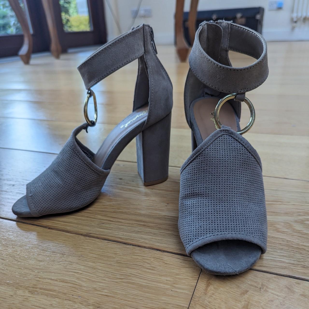 Qupid peep toe heels in Taupe Great shoes, just... - Depop