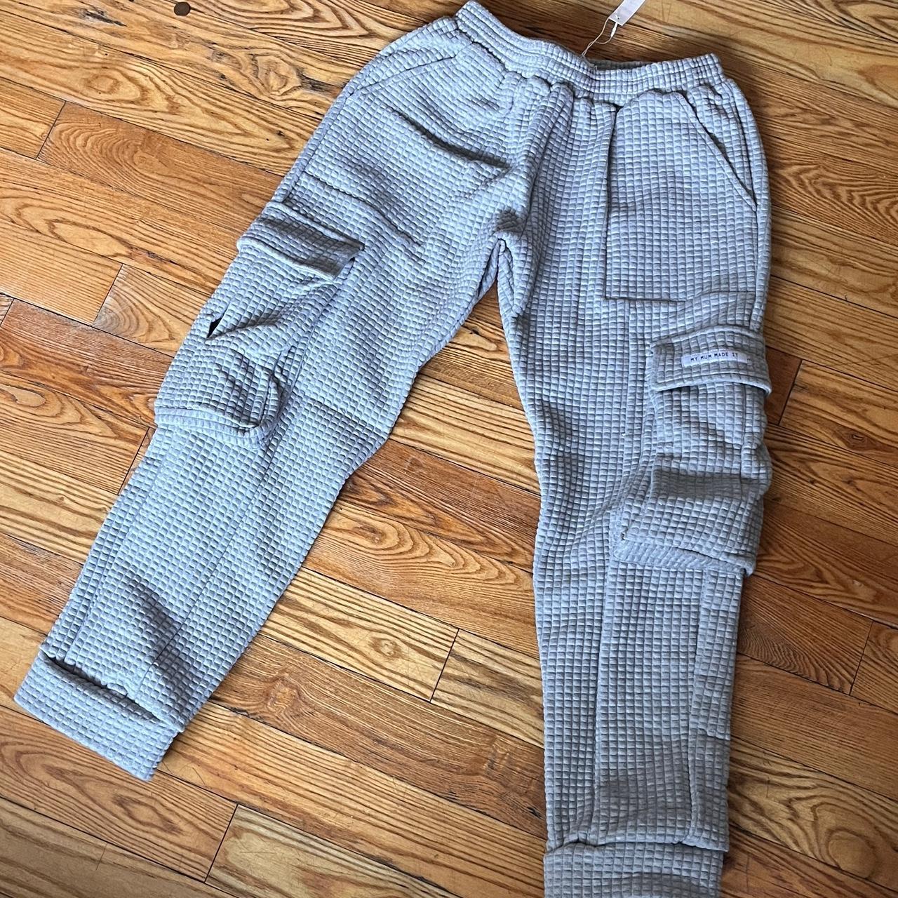 item listed by comeshopwjenny