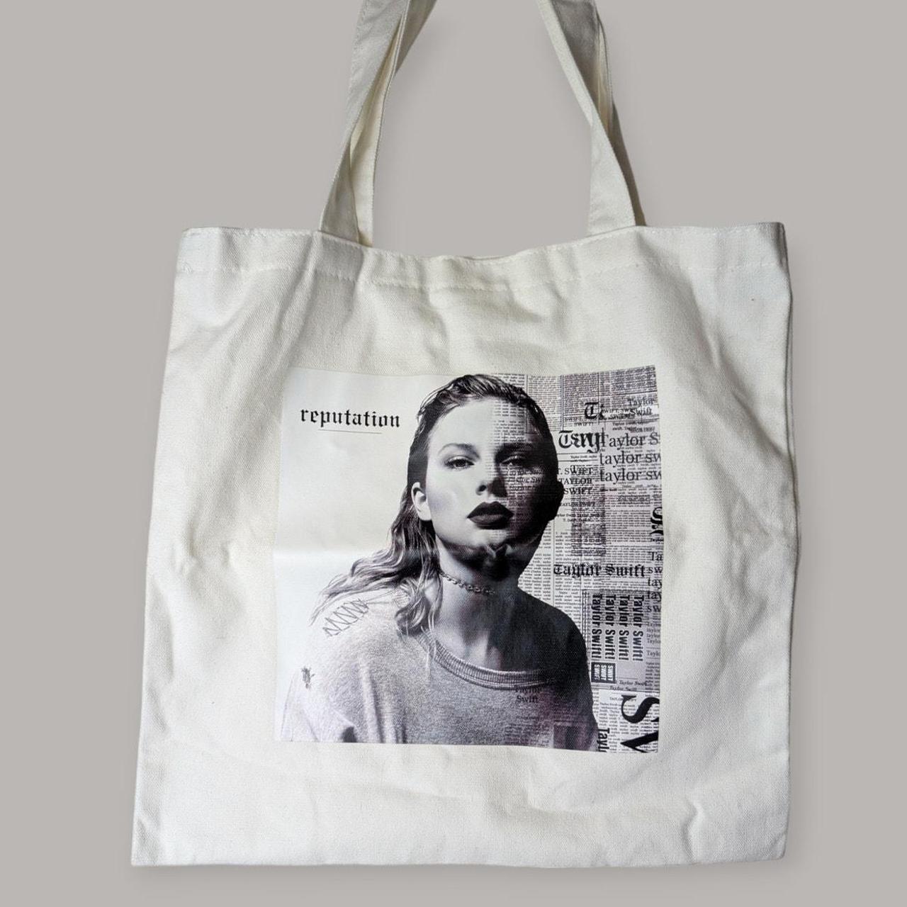 Taylor shops Swift reputation Purse