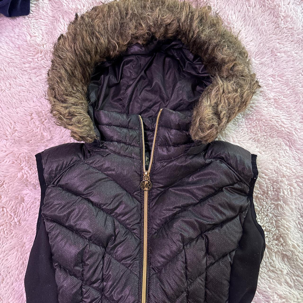 item listed by 444alshop