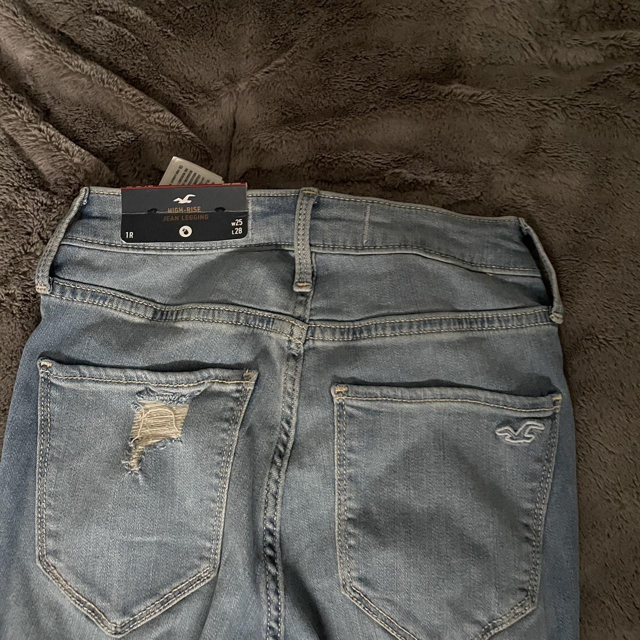 hollister jeggings 7L #hollister #hollisterjeans - Depop