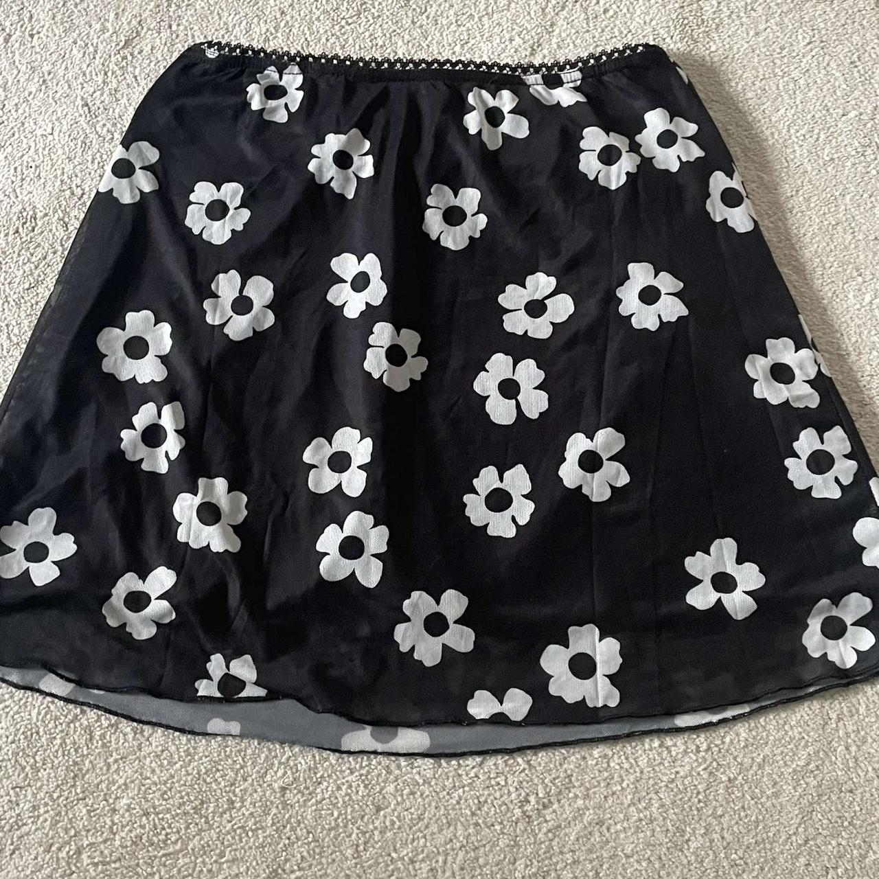 Princess polly flower skirt Perfect for summer... Depop