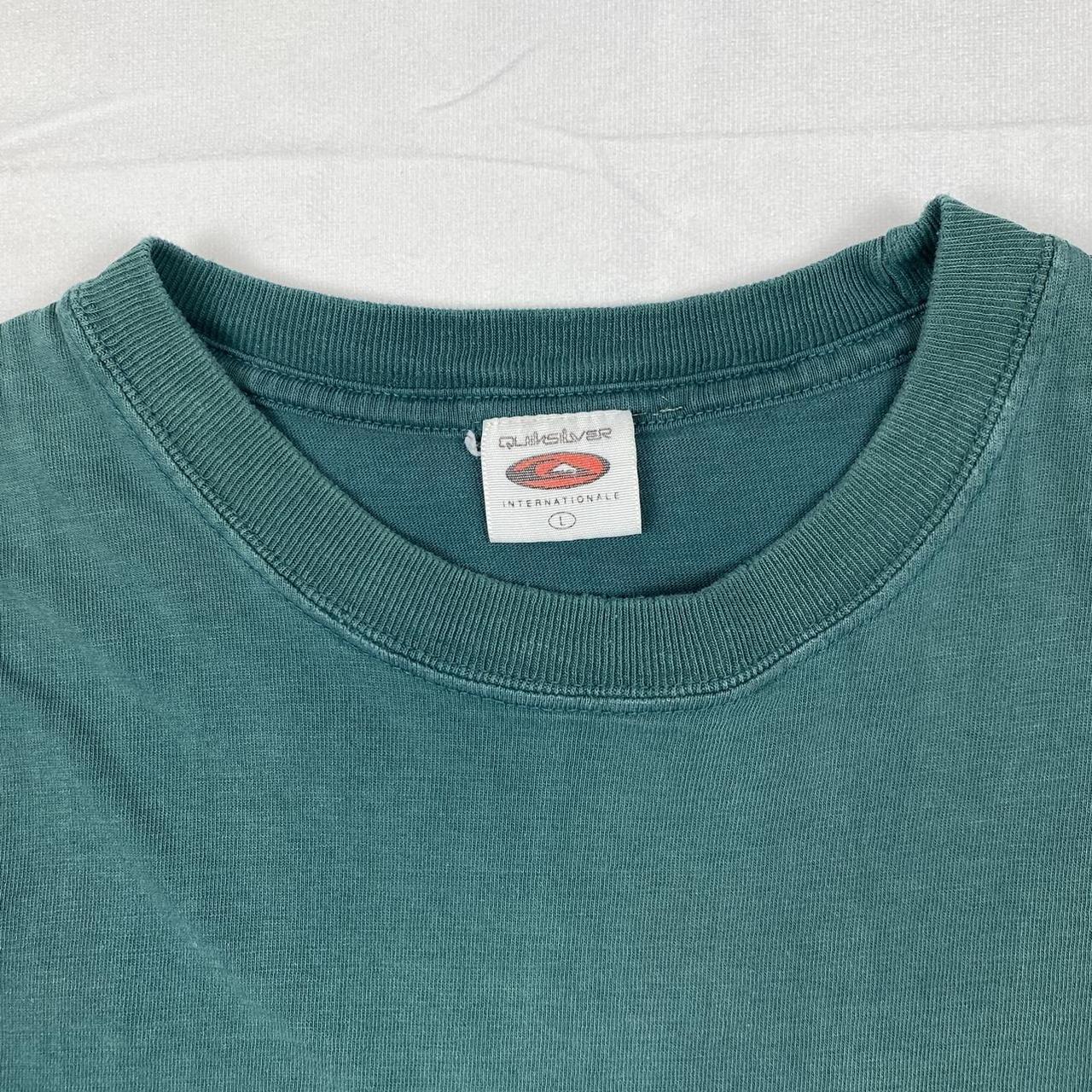 Quiksilver Men's Blue and Red T-shirt (3)