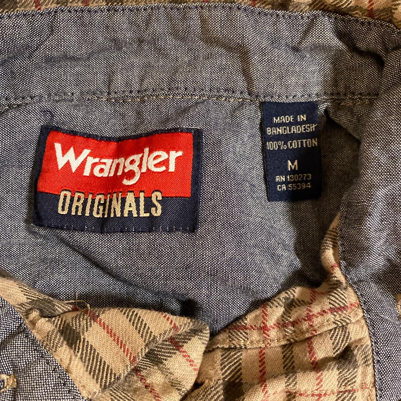 Wrangler Originals tan plaid button up Size Medium... - Depop