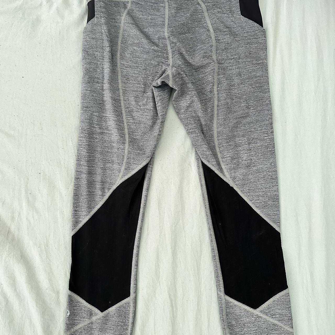 lululemon capri leggings size 4 #lululemon #lulu - Depop