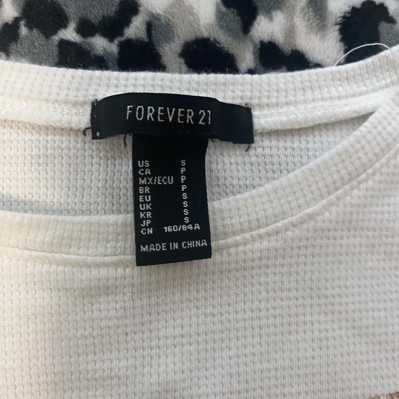 Forever 21 Women's White and Brown Crop-top | Depop