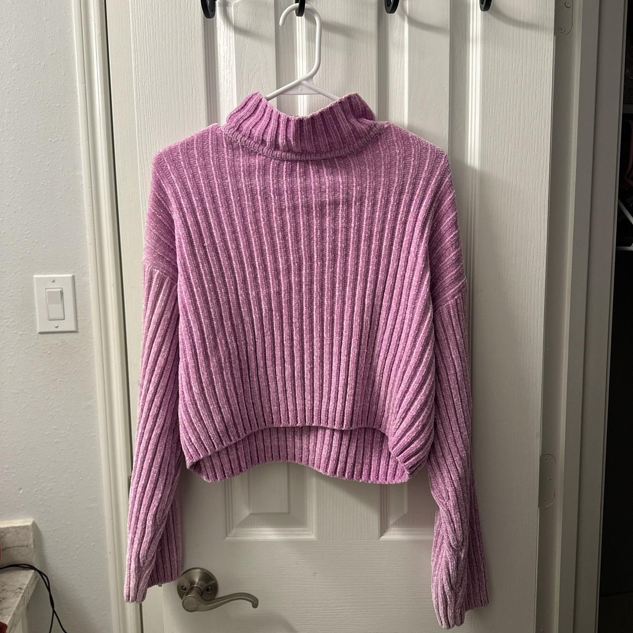 item listed by caitlyngarzaa