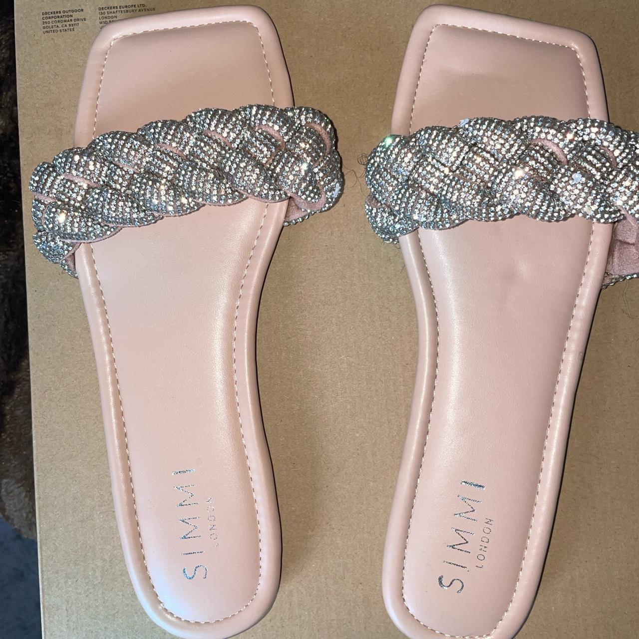 Simmi london store slides