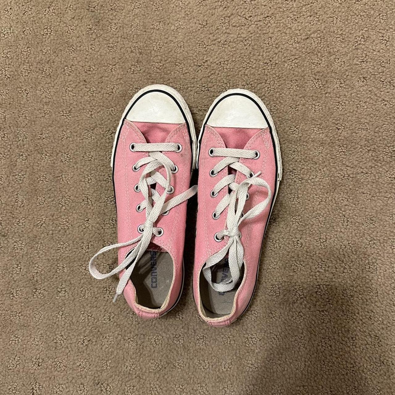 Converse Women's Pink and White Trainers | Depop