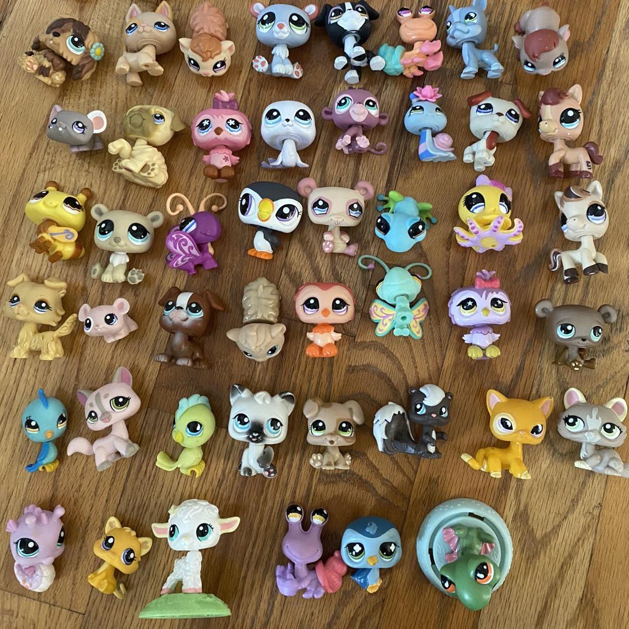 DO NOT BUY THIS!! Littlest pet shop pets DM me... - Depop