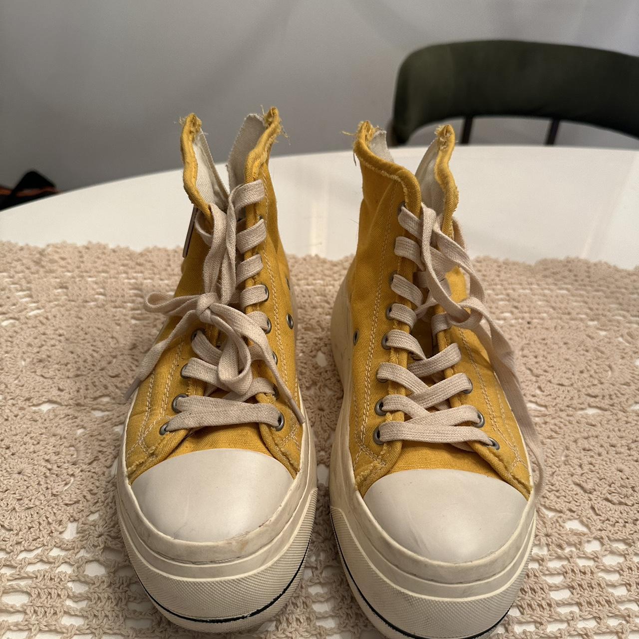 Yellow platform R13 sneakers. Yellow Kurt high top