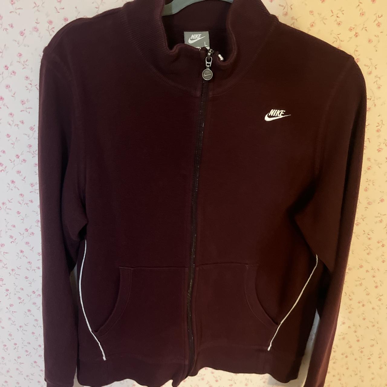 nike burgundy vest