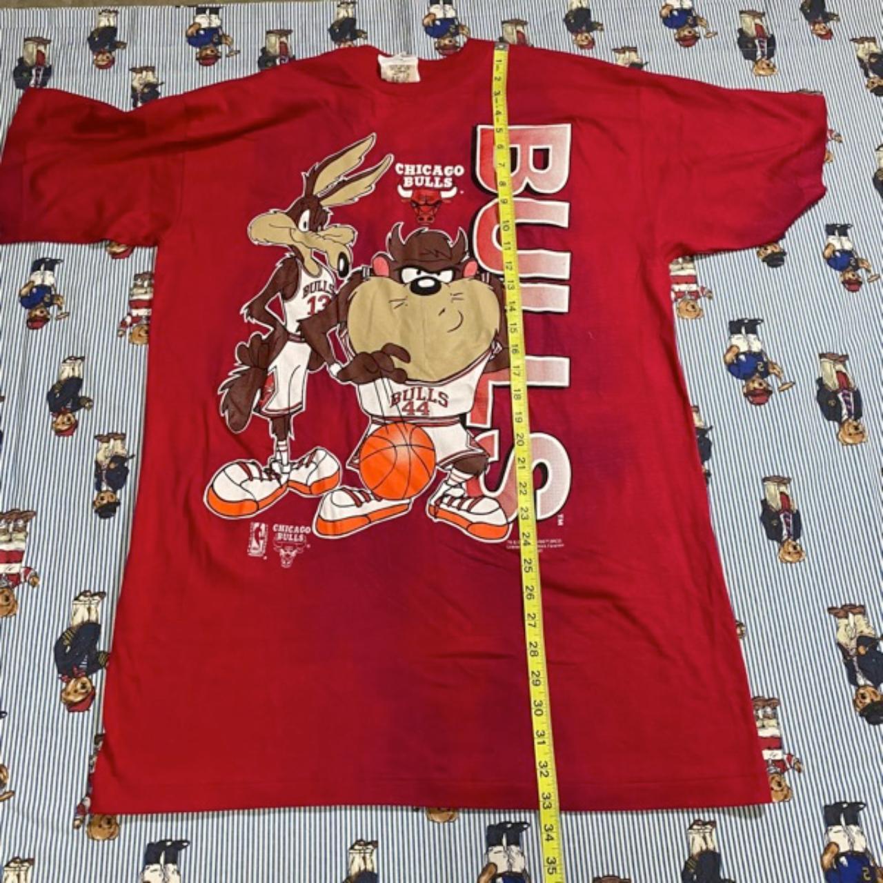 Looney Tunes Chicago Bulls shirt, hoodie, sweater, long sleeve and