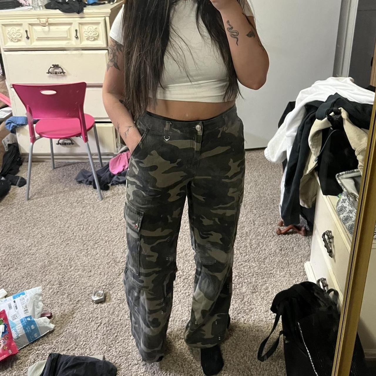 Fallout Mid Rise Cargo Pants Camouflage