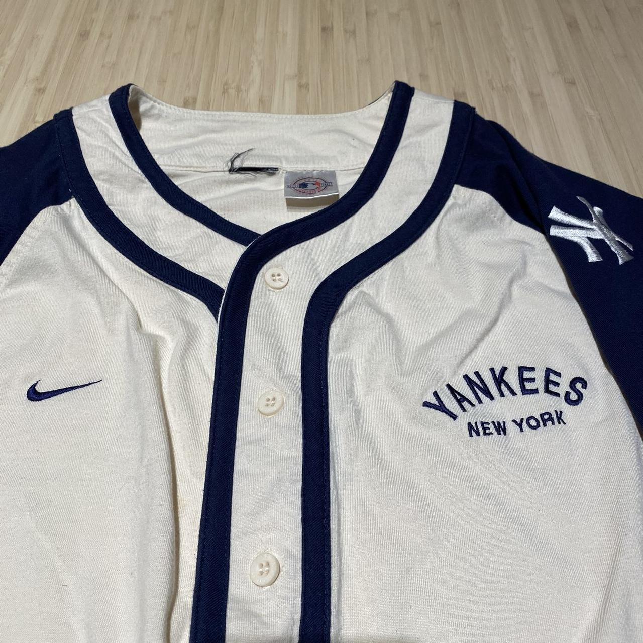 Children's New York Yankees Nike Hoodie, Size L. - Depop