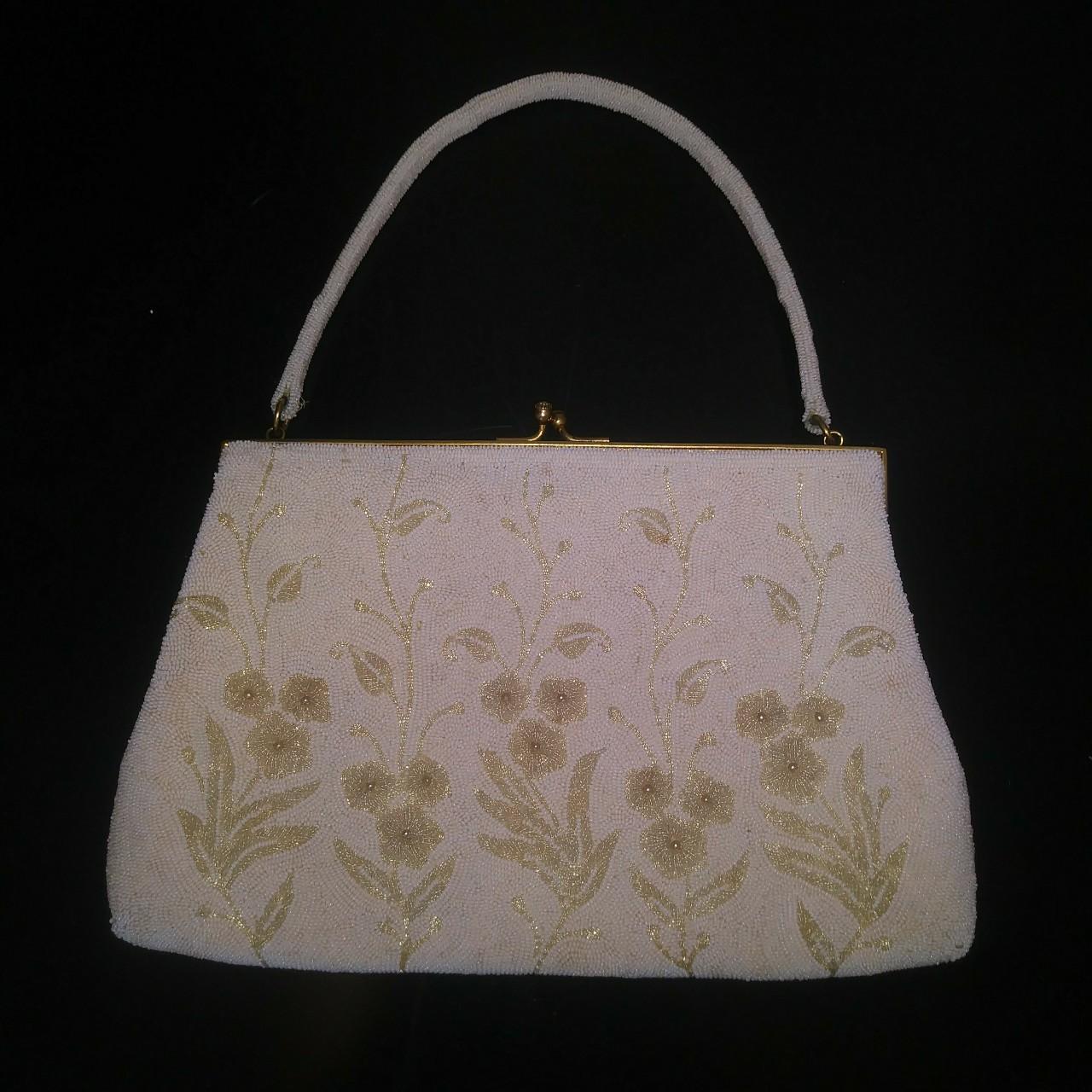 Vintage beaded purse:))) very pretty and elegant. - Depop