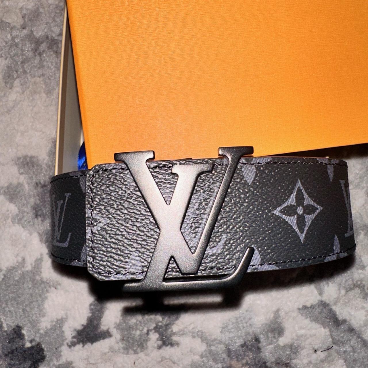 Louis Vuitton Mini (25mm) Monogram belt Size 80 - Depop