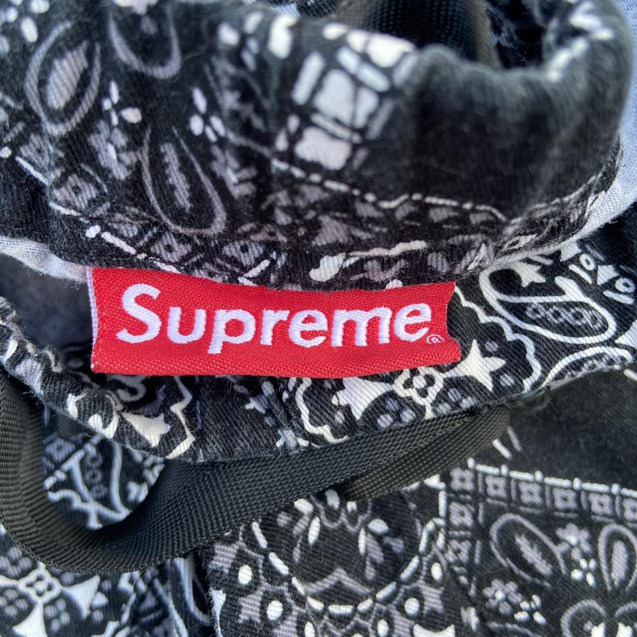 Supreme on sale bandana fake