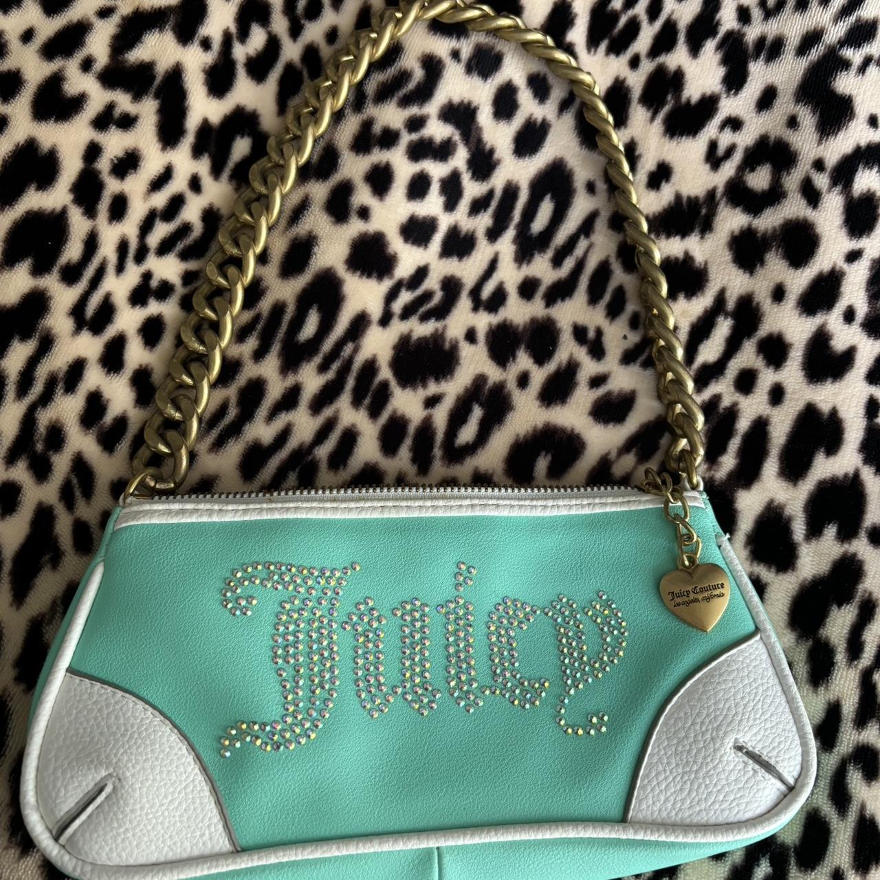 item listed by mayar0sie