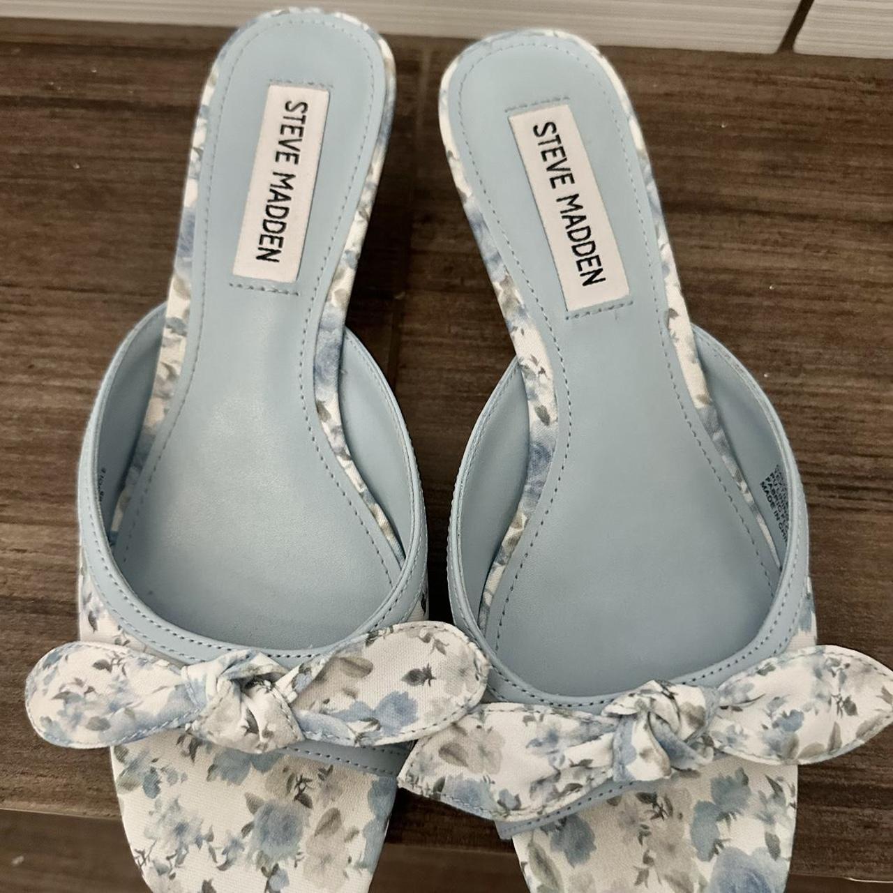 item listed by pinkstaargirl