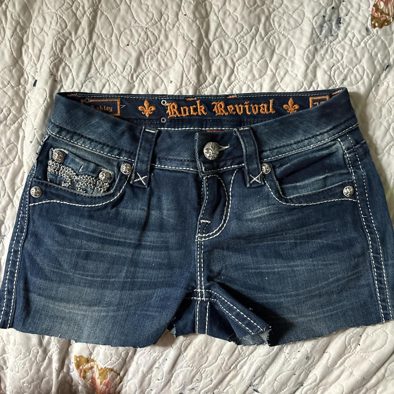 item listed by myamade