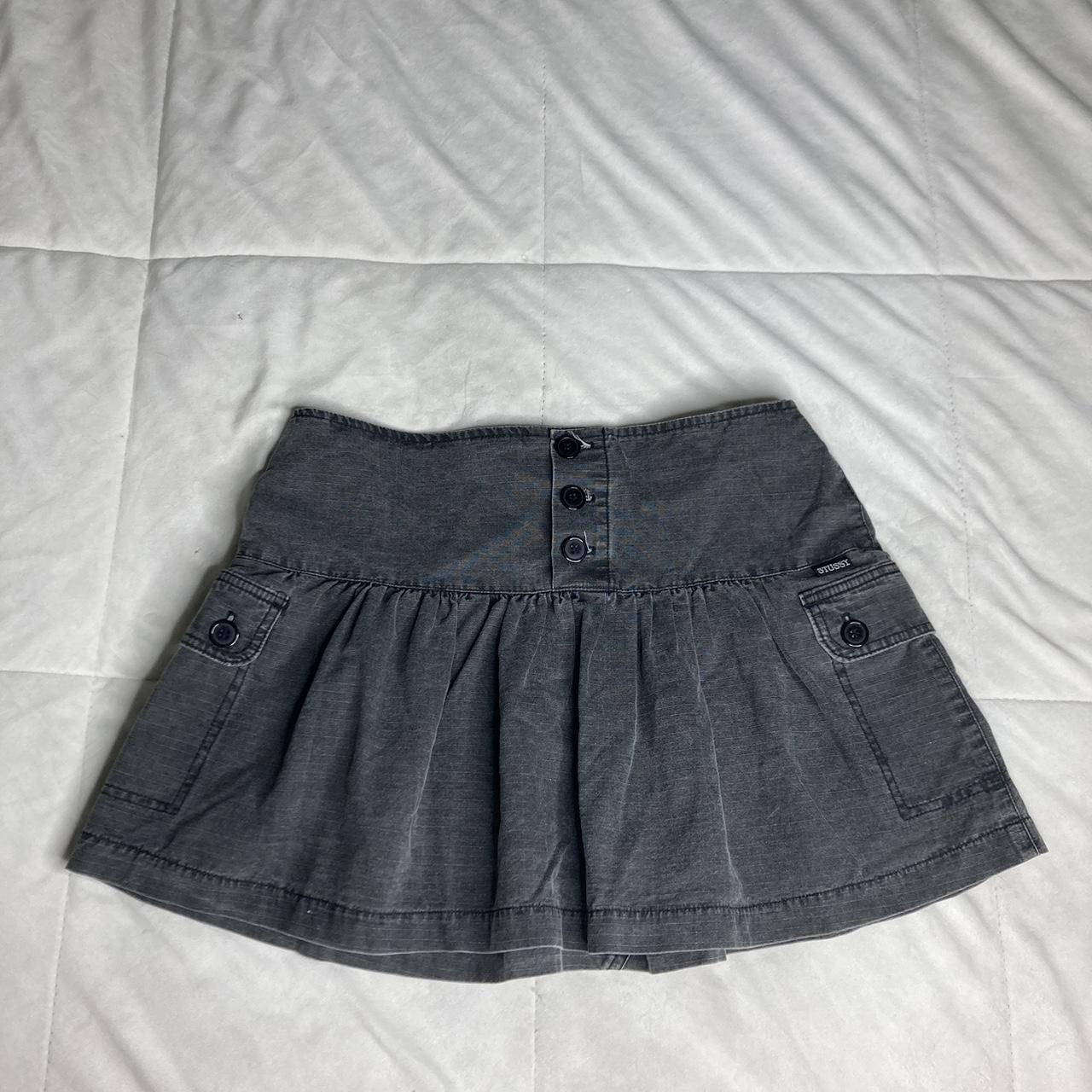 Stüssy Women's Black Skirt | Depop