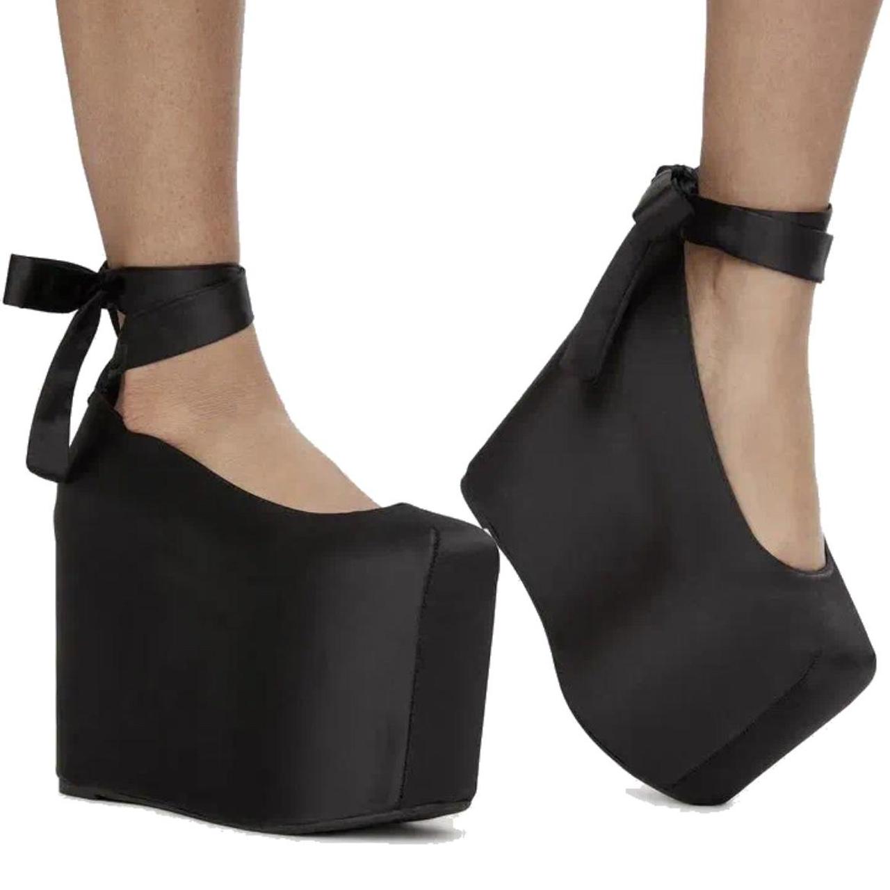 yru white platforms