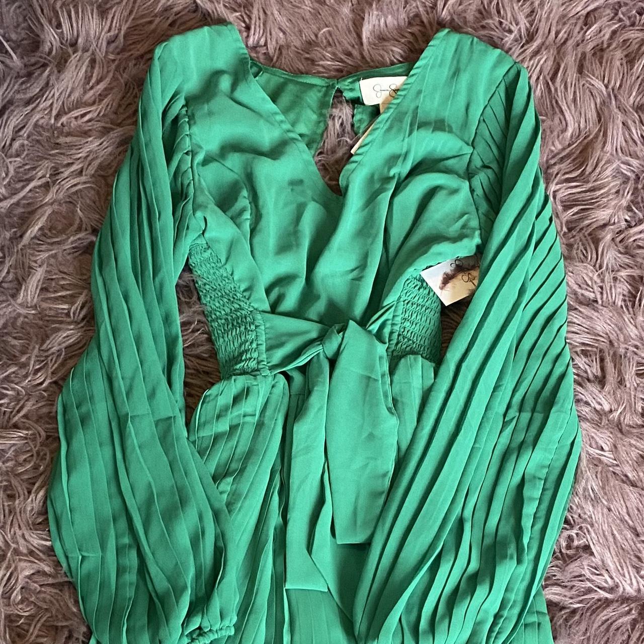 Jessica Simpson Women's Green Dress | Depop