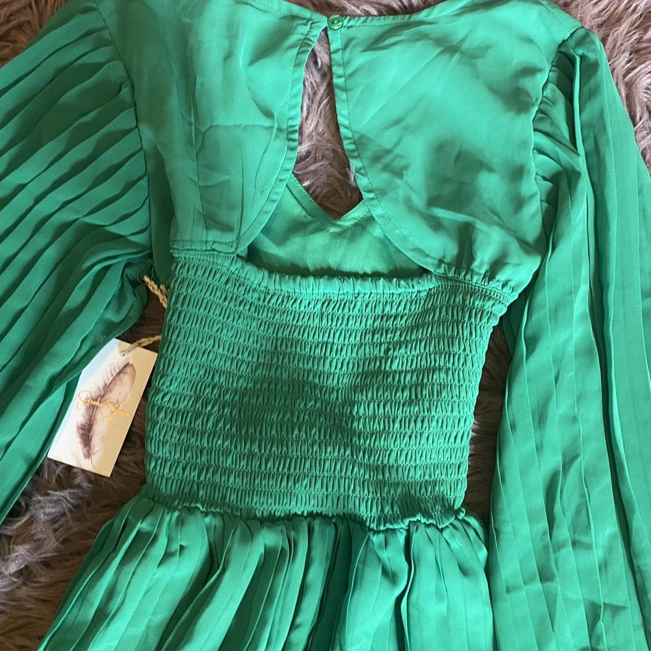 Jessica Simpson Women's Green Dress | Depop