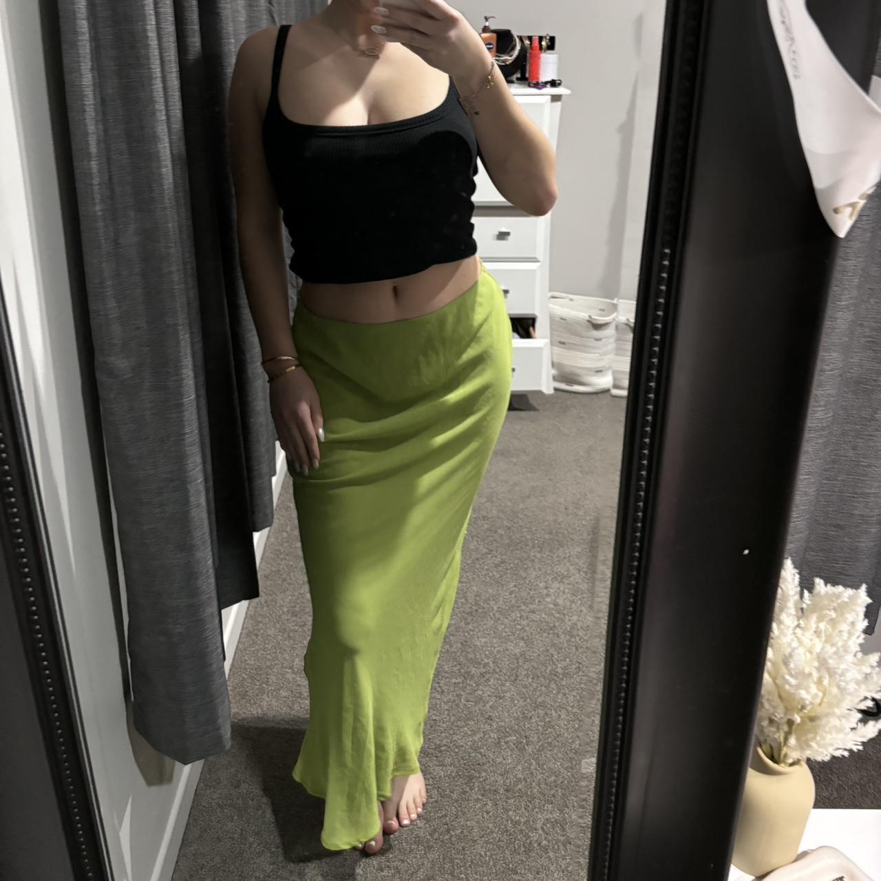 Glassons green midi skirt hotsell