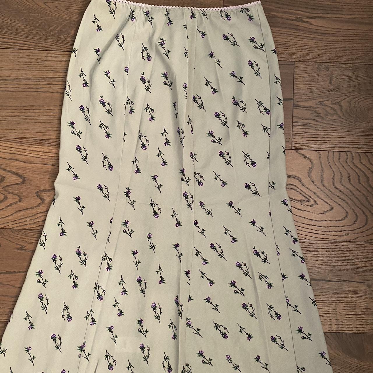 NWT unif wist skirt sold out on website Depop