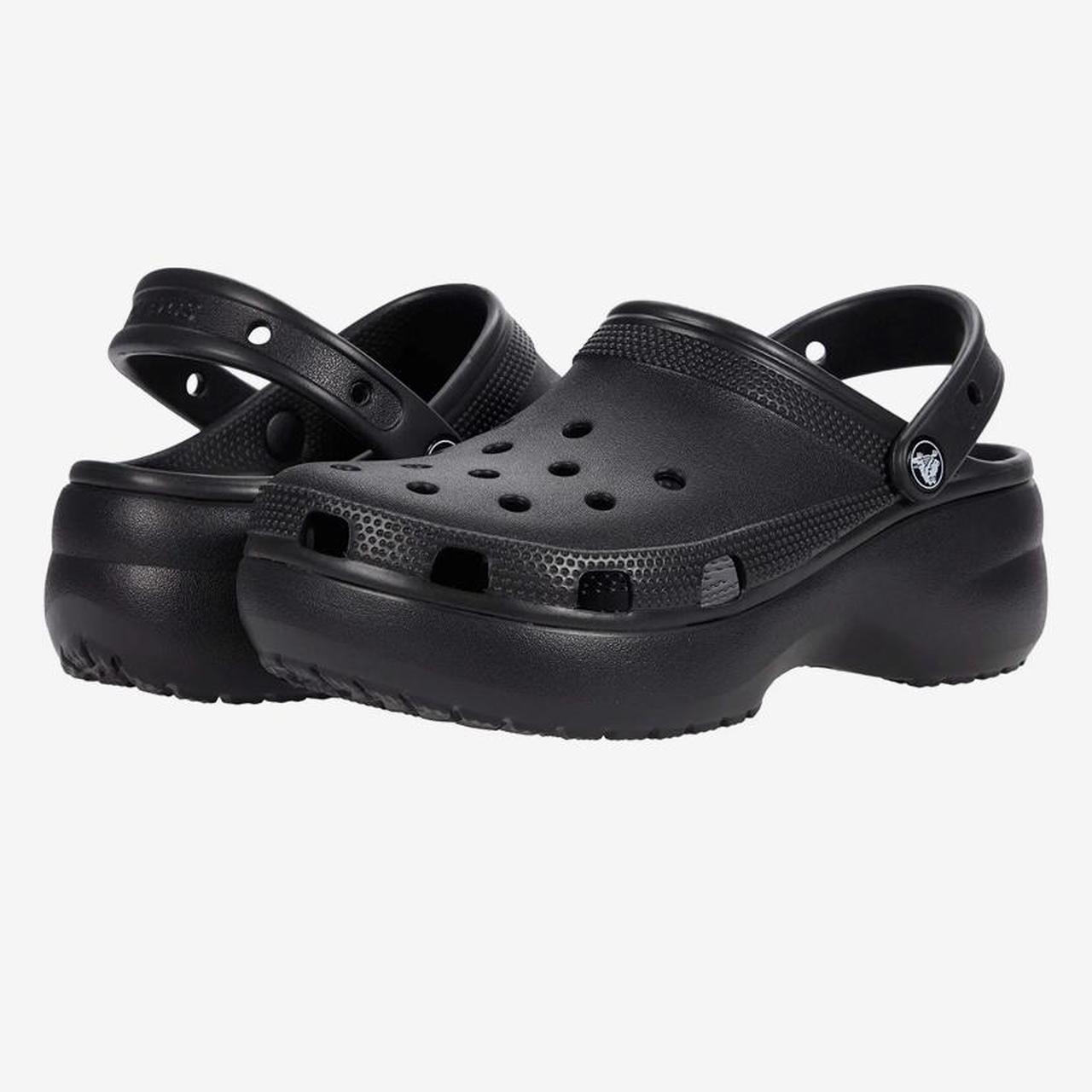 Crocs Women's Black Clogs | Depop