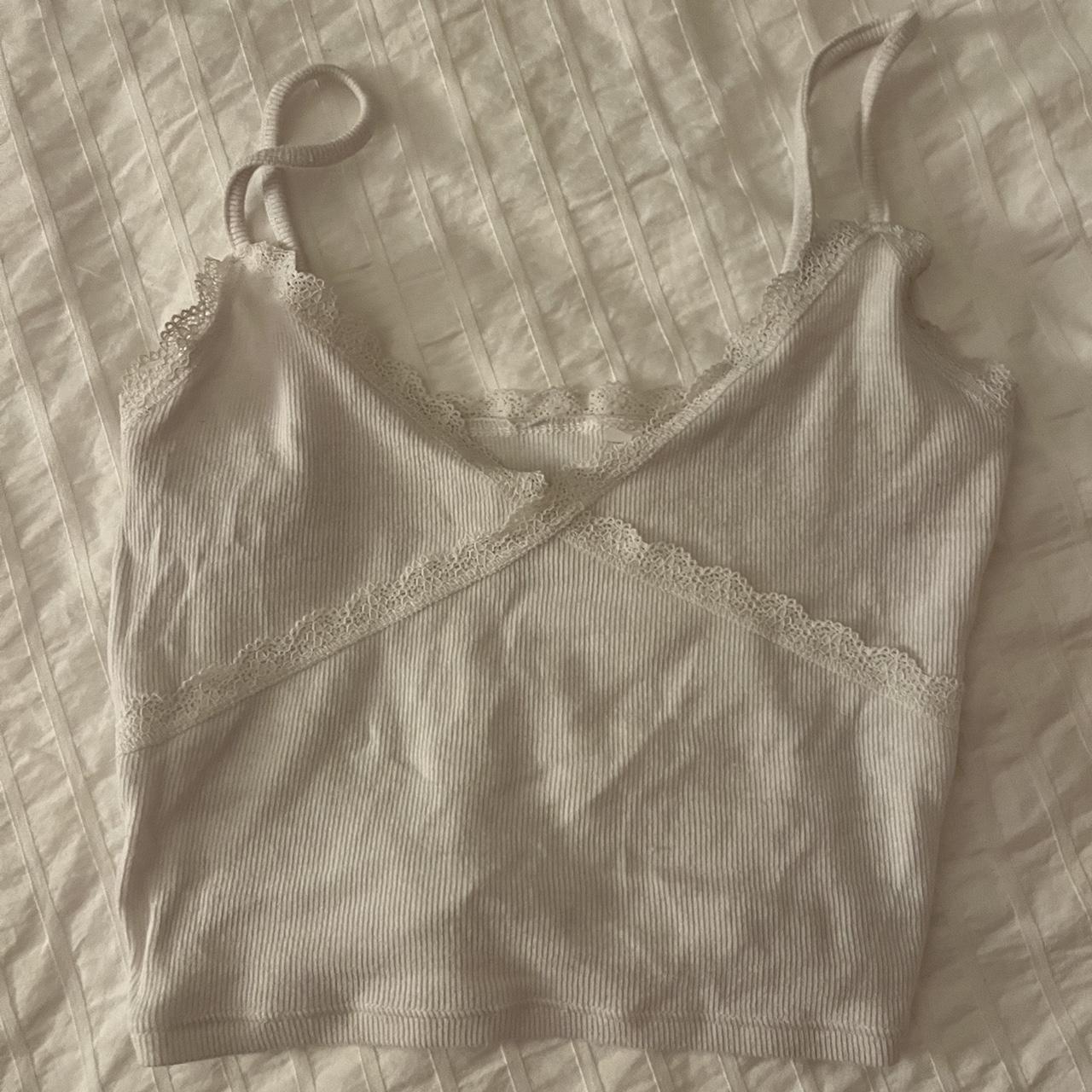 pacsun lace lined white cropped tank top size: small - Depop