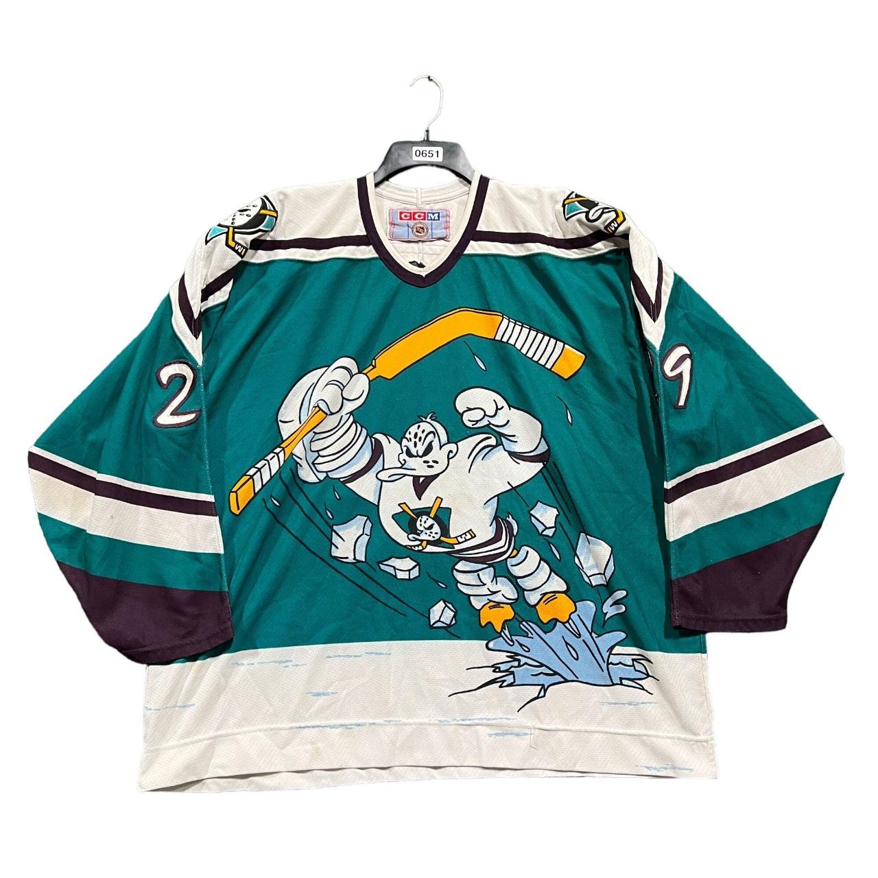 Vintage Anaheim Ducks Hockey Jersey. #nhl #hockey - Depop