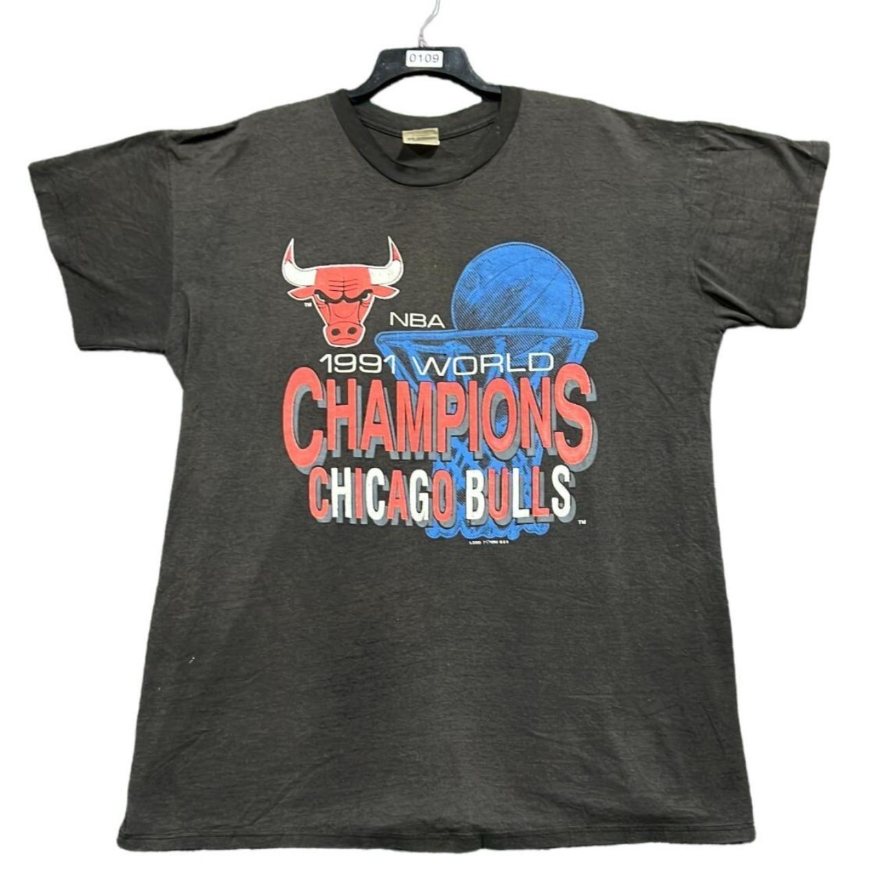 Vintage Chicago Bulls 1991 World Champs T-Shirt Sz. XL