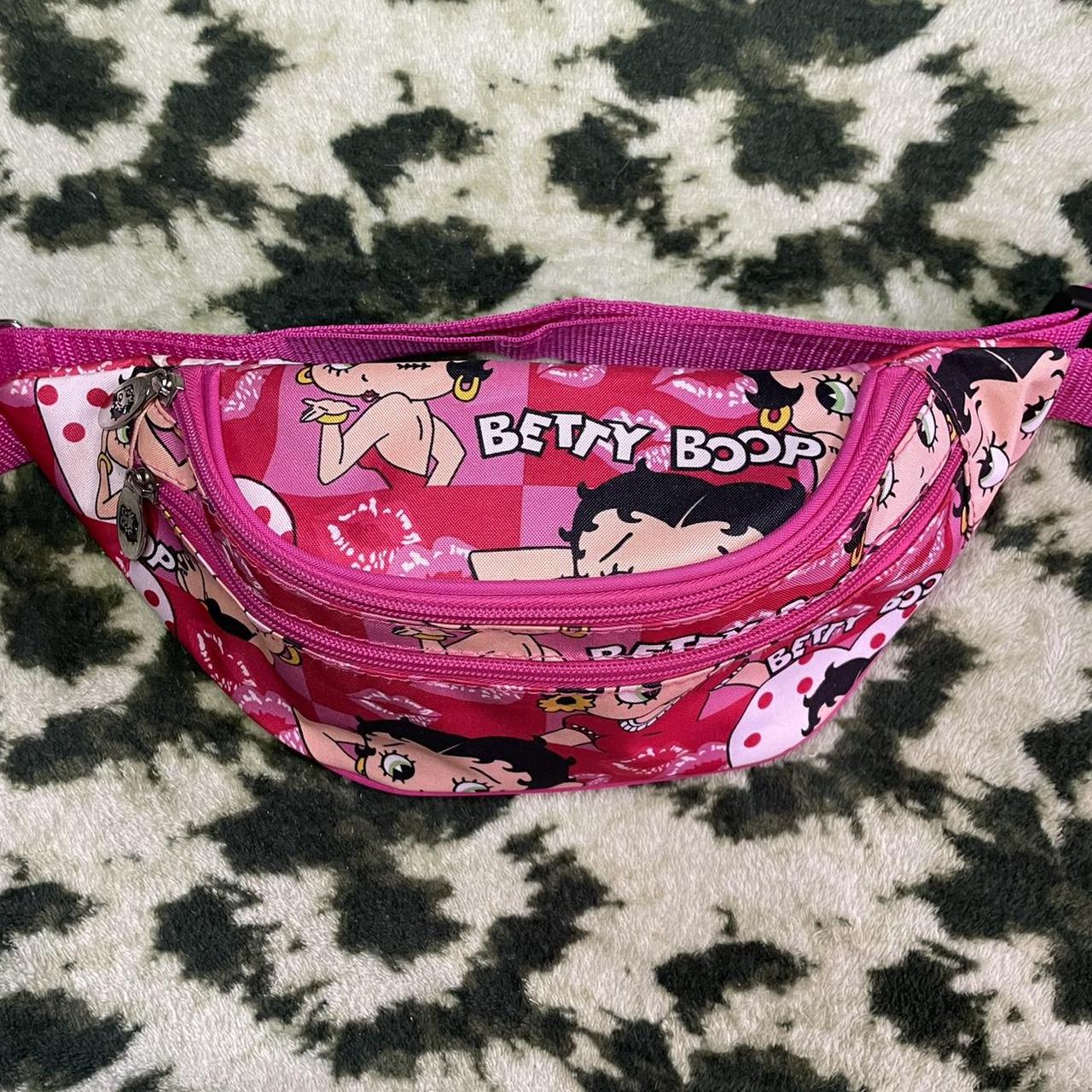 Hot pink fanny discount pack