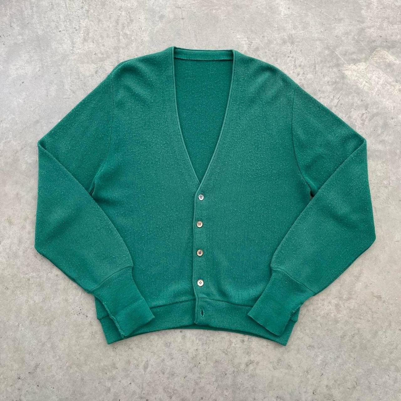 Vintage Green Cardigan Sweater Medium (20.5”x25”)... - Depop