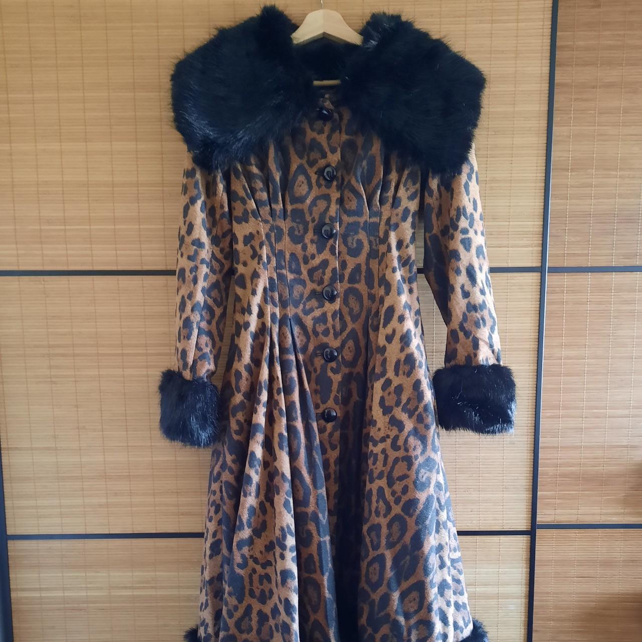 Collectif leopard print Pearl swing coat. Worn once