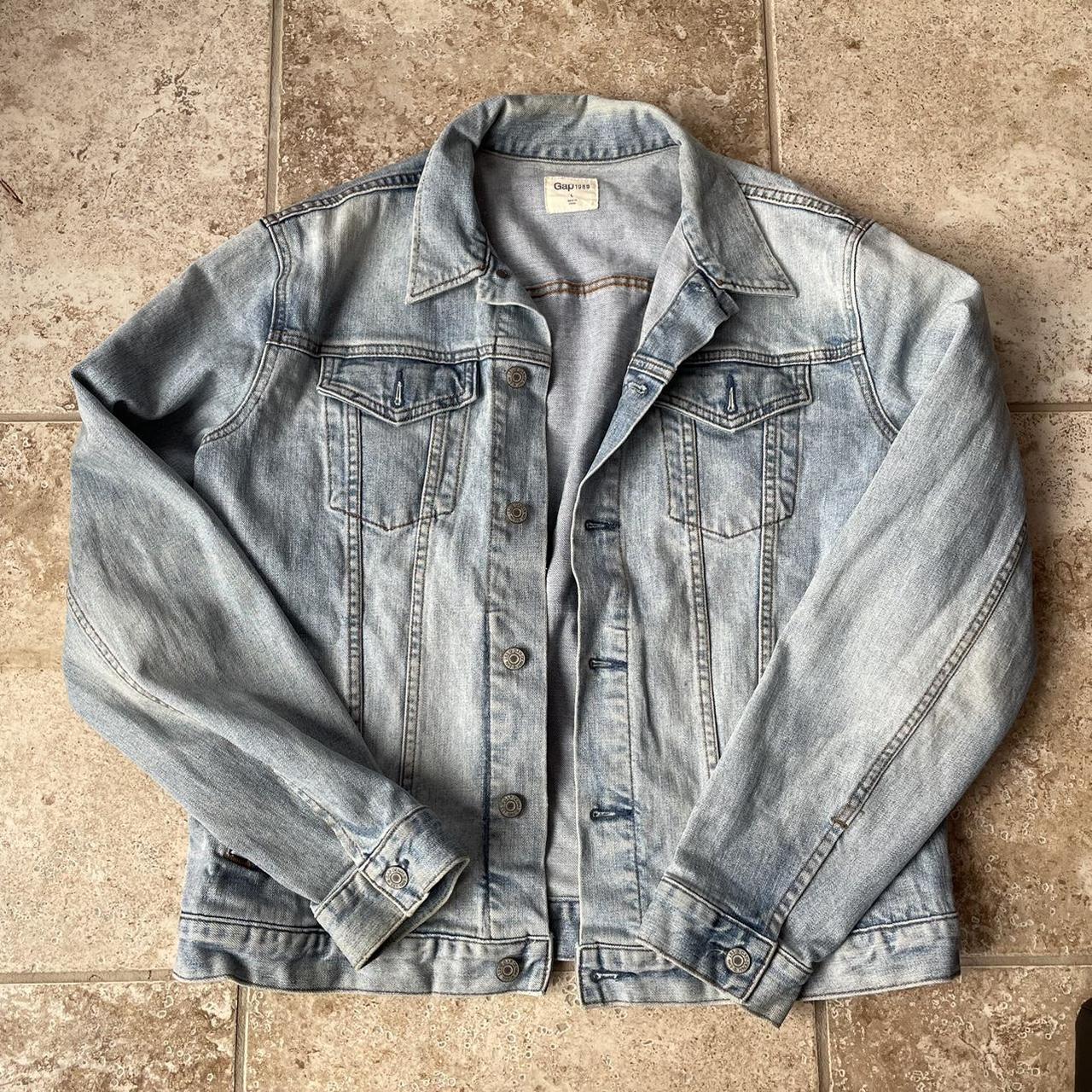 Vintage Gap Denim Jacket This Is A Men’s Large - Depop