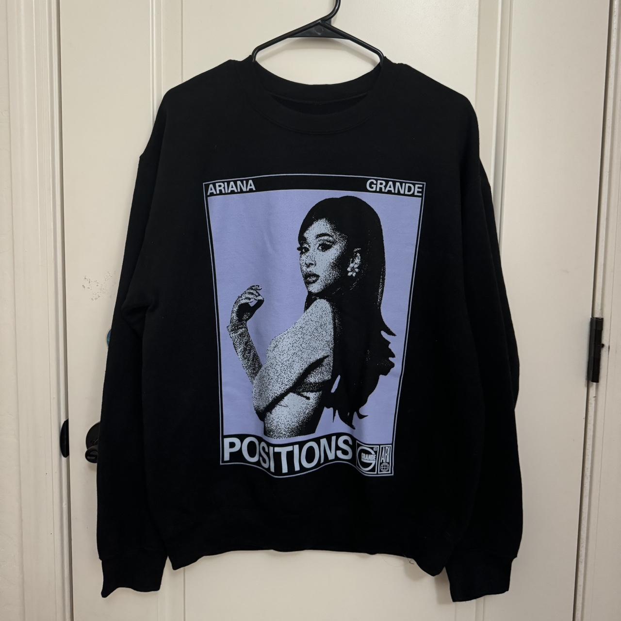 Ariana grande black sweatshirt hotsell