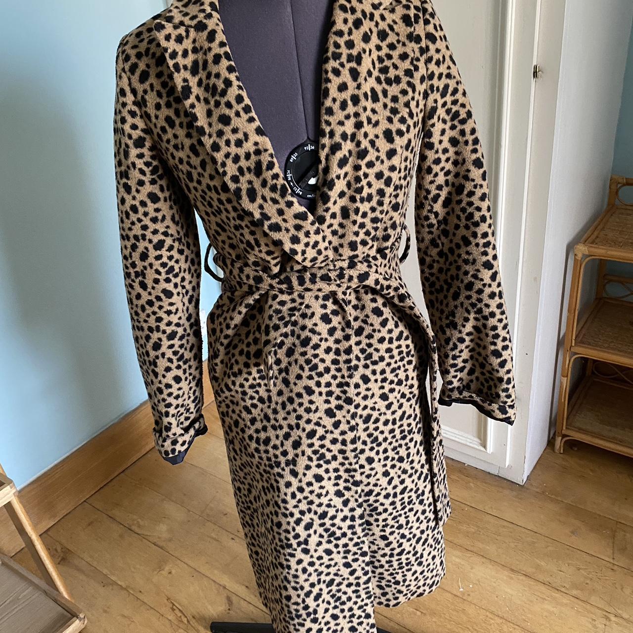 Primark leopard print faux fur coat. Size 6 fits