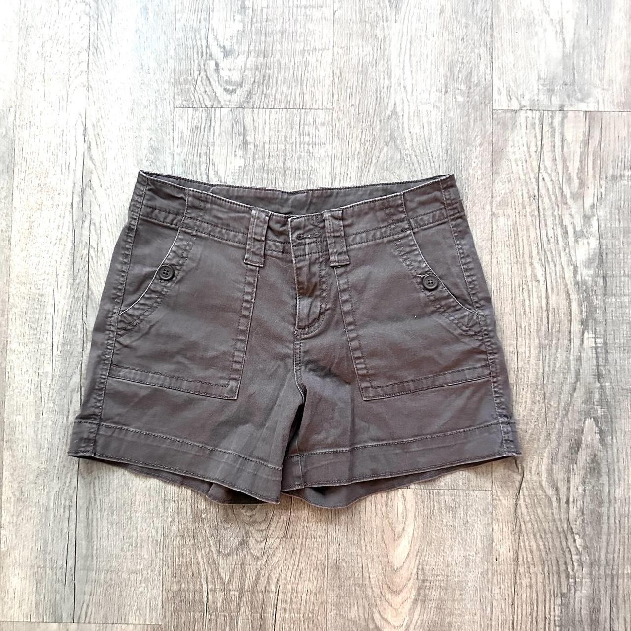 brown cargo shorts - Depop