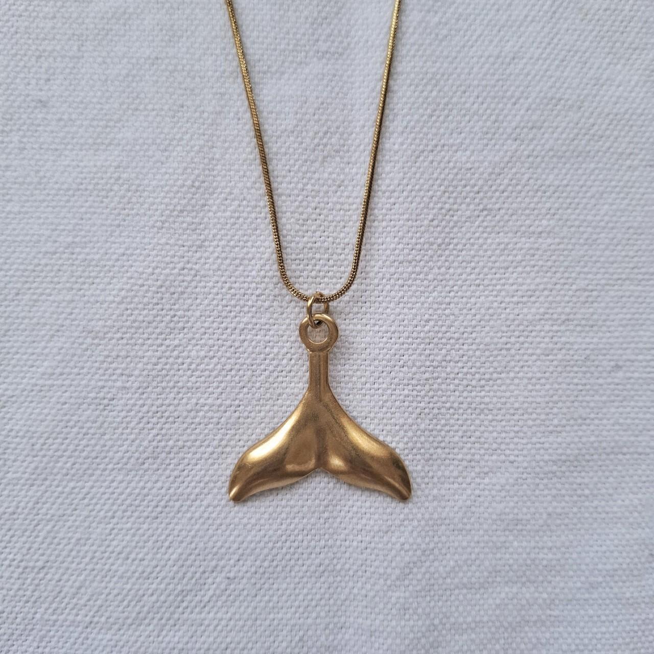 item listed by hollyjasminj